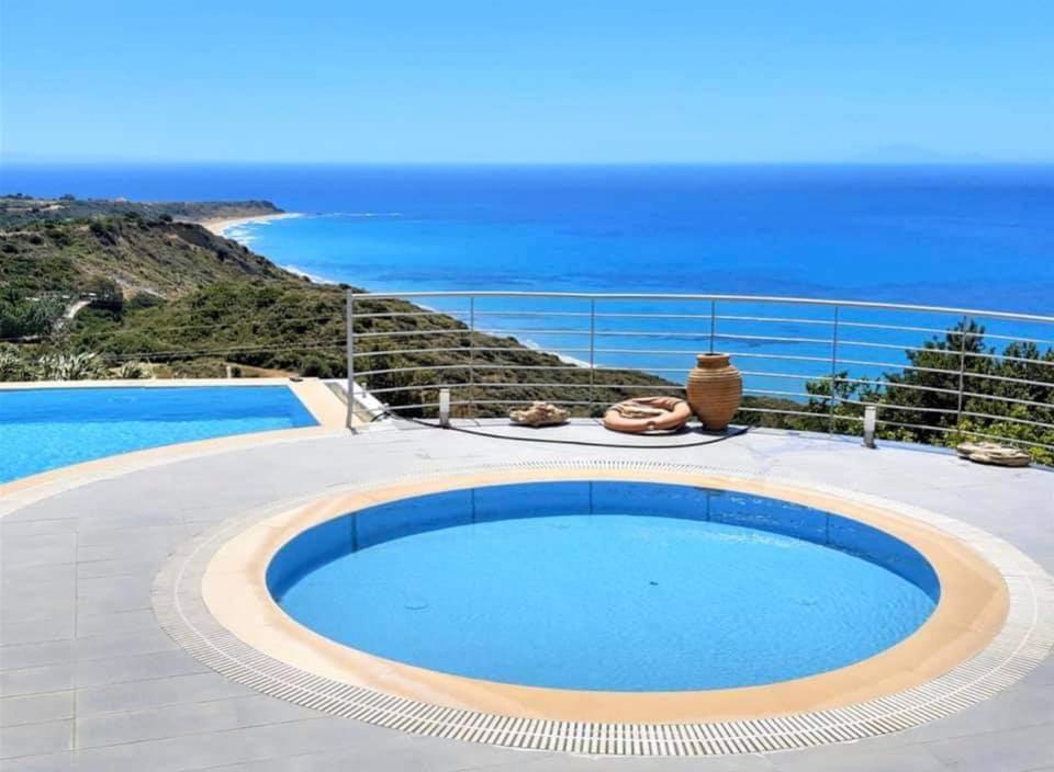 Kaminia Blu Villa Ratzaklíon Екстериор снимка